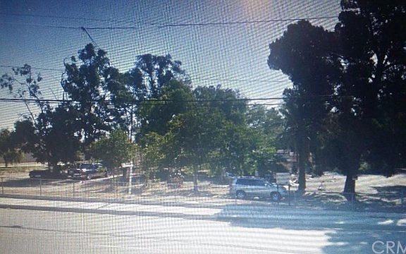 4th image of 8425 Citrus Ave