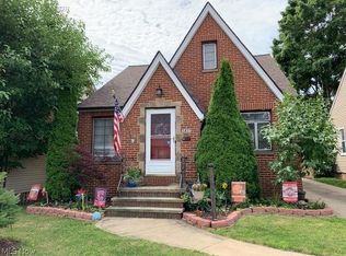 3437 Hearthstone Rd, Parma, OH 44134