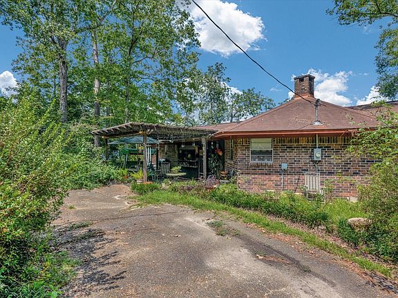 4th image of 815 County Road 3170