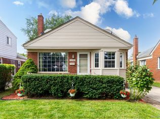 9296 Melbourne Ave, Allen Park, MI 48101