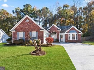2049 Manor Oak Ln, Buford, GA 30519