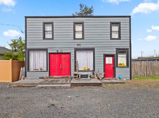 212 N Main St, Merrill, OR 97633