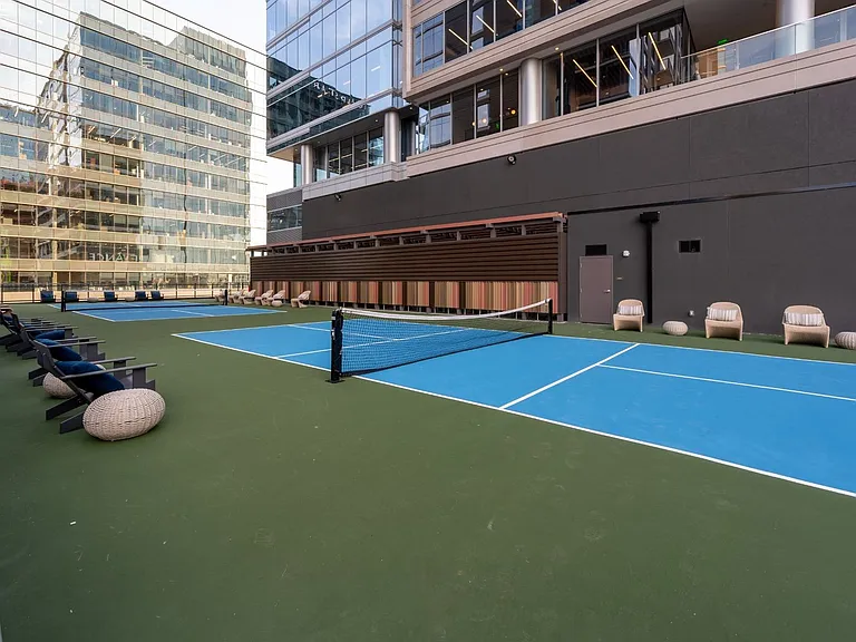 1212 Demonbreun St #1710 — Photo 31