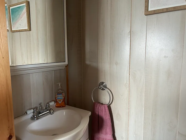 25 Champlin Ave — Photo 11