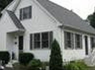 27 North Ave, Attleboro, MA 02703