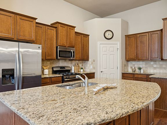 3rd image of 2944 Sicily Way #1202