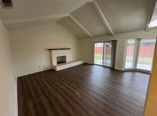 721 E Ann Dr, Reedley, CA 93654