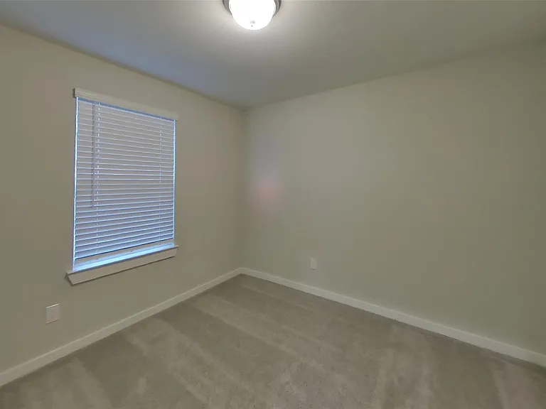 22628 Terazzo Dr — Photo 10