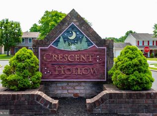 6 Crescent Hollow Dr, Sewell, NJ 08080