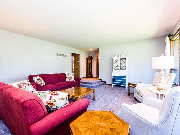 5th image of 2659 Oakbrook Dr