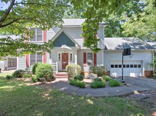 3201 Hickory Ridge Dr, Winston Salem, NC 27127