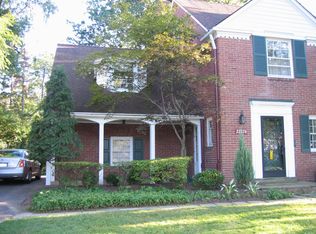 22276 Calverton Rd, Shaker Heights, OH 44122