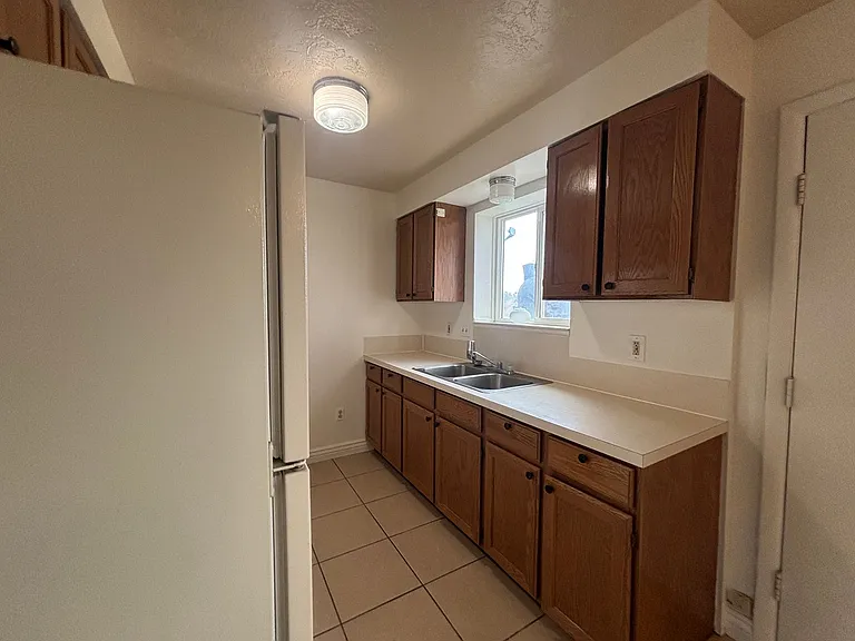 5105 Hawthorne Rd #9-12 — Photo 7