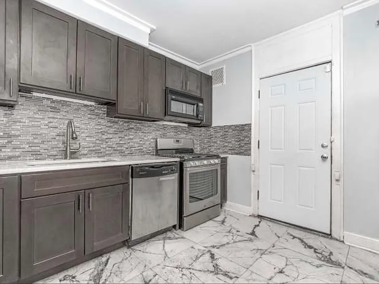 7605 S Calumet Ave #1 — Photo 12