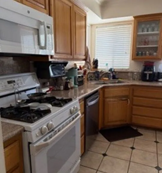 6335 W 85th Pl — Photo 6
