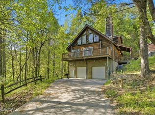 803 Kerrys View Way, Pigeon Forge, TN 37863