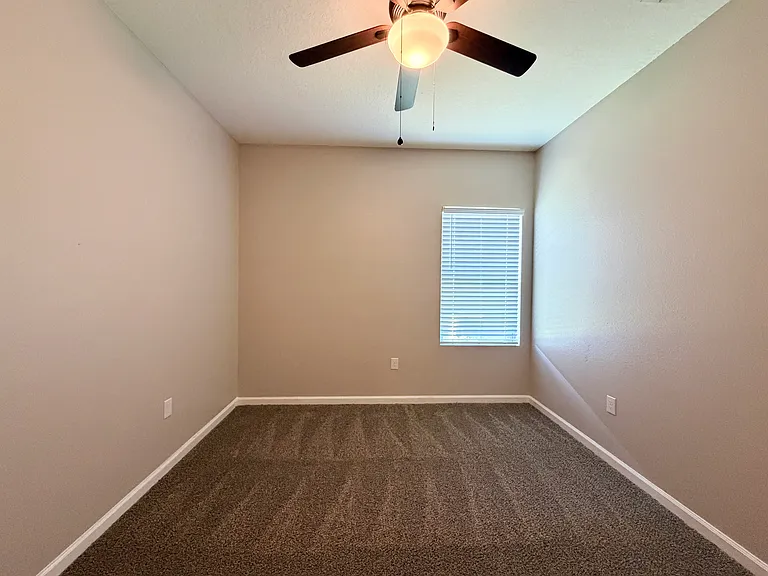 1136 Roberta Rd — Photo 22