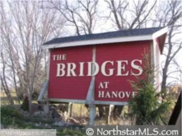 10703 Settlers Ln N, Hanover, MN 55341