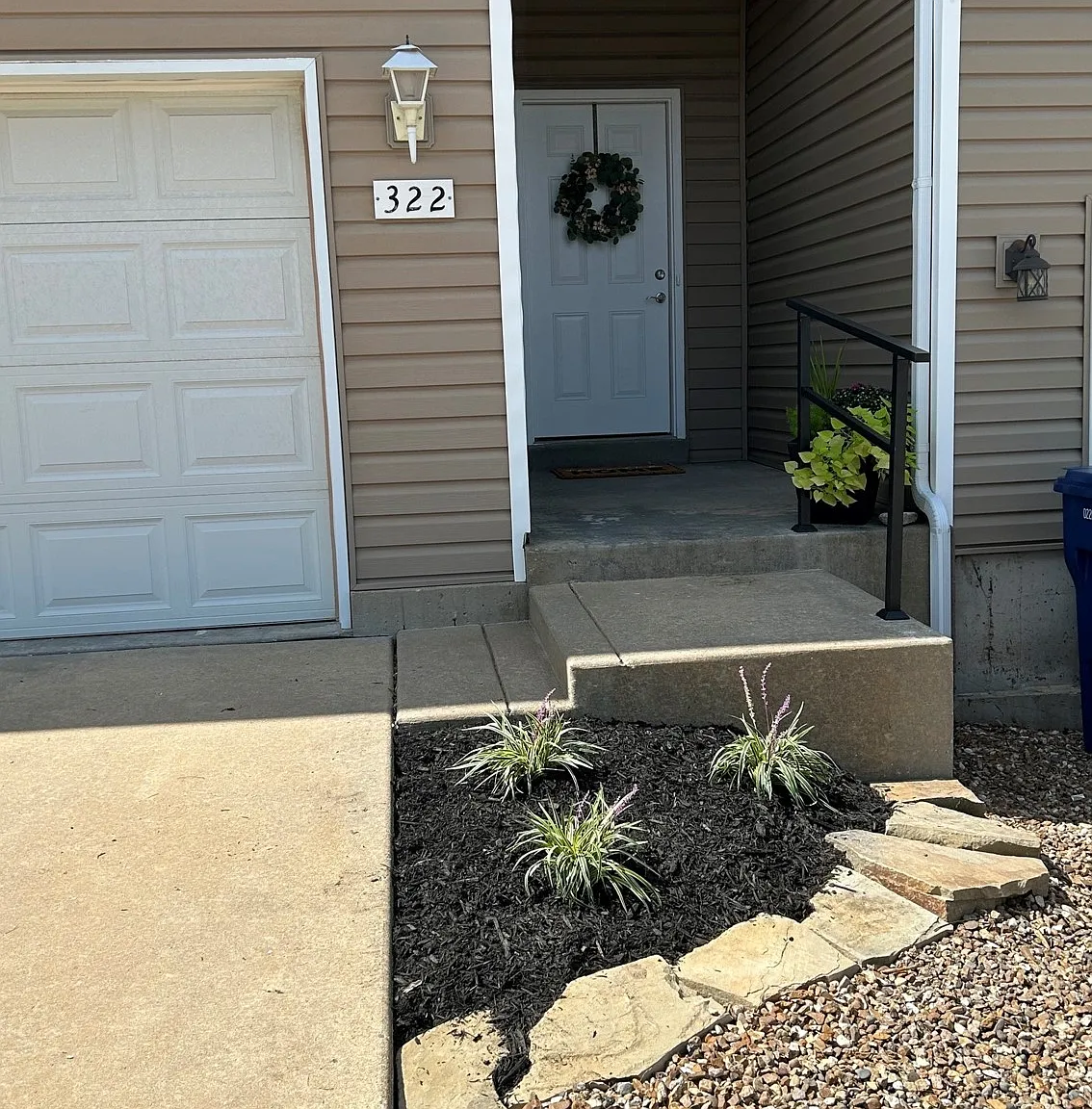 3 bed, 2.5 bath, 1497 sqft, $2,350 — Photo 2
