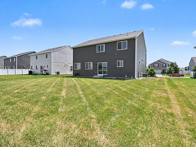 1329 Prairie Creek Trl — Photo 24