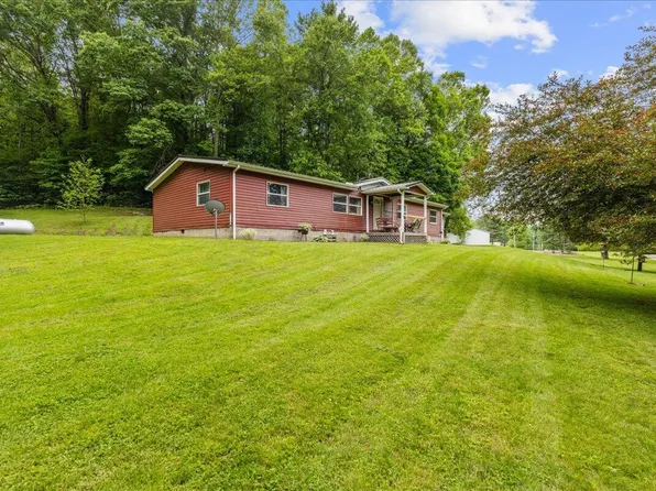 5895 Swartz Mill Rd SE, Sugar Grove, OH 43155