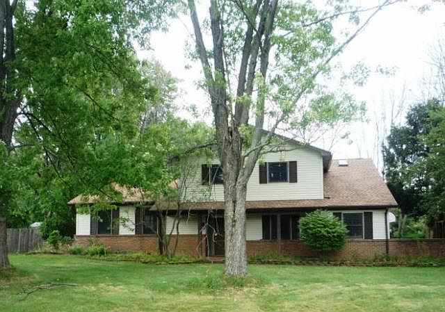 1st image of 11804 Village Way NW