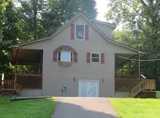 1575 Davis Bend Rd, Canmer, KY 42722