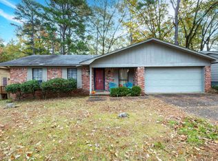 1809 Lynette Dr, Little Rock, AR 72205