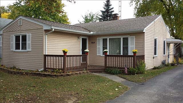 2nd image of 733 King St