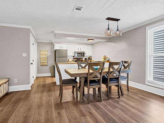 4th image of 266 Sea Cloud Cir