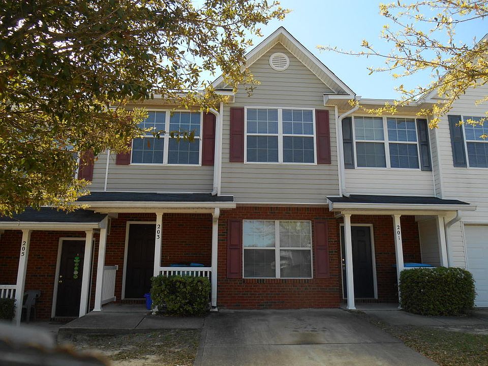 1st image of 203 Swaying Pine Ct