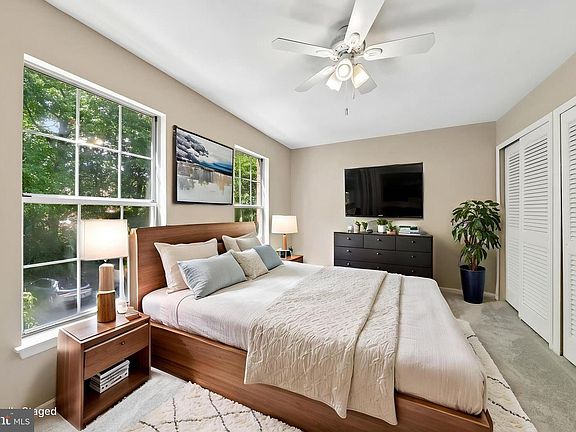 4th image of 2062 Derby Ridge Ln Unit 3-16