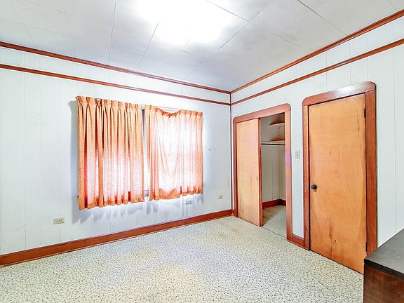 5th image of 109 West Ave