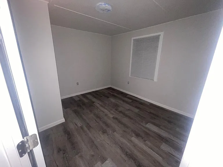 525 New Berlin Rd — Photo 5