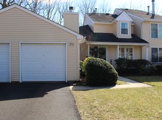 17 Chestnut Ct UNIT A, Brielle, NJ 08730