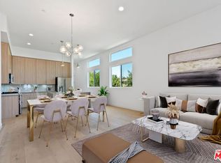 1746 N Garfield Pl #303, Los Angeles, CA 90028