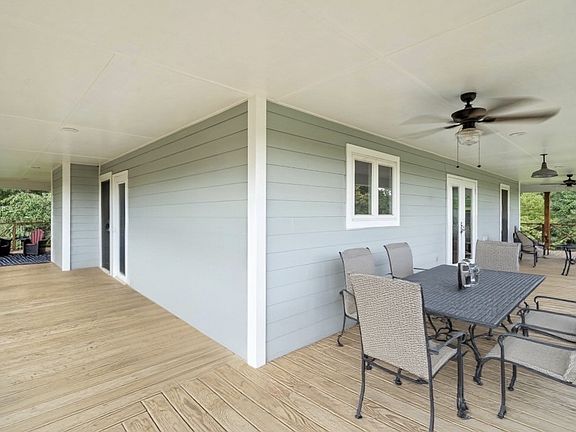 5th image of 554 Hayes Ridge Rd