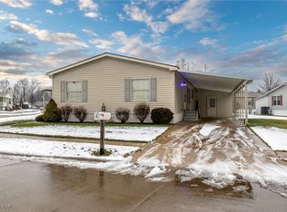 1 Tympani Trl, Olmsted Falls, OH 44138