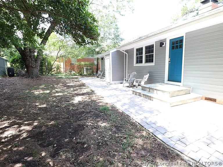 1009 Dogwood Ln — Photo 44