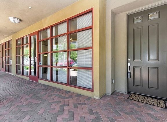 2nd image of 25 Vantis Dr