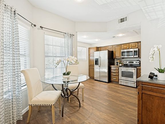 5th image of 4203 Holland Ave APT 10