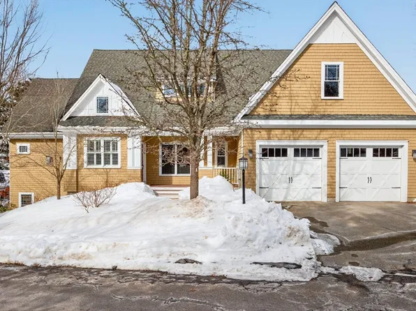 18 Aberdeen #18, Plymouth, MA 02360