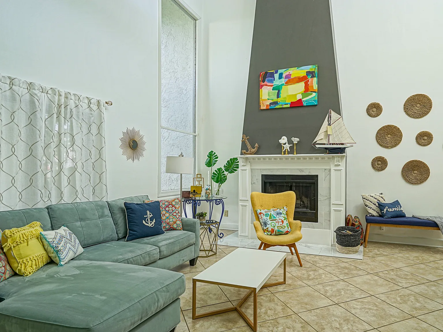 2 bed, 2.5 bath, 1700 sqft, $3,200 — Photo 4