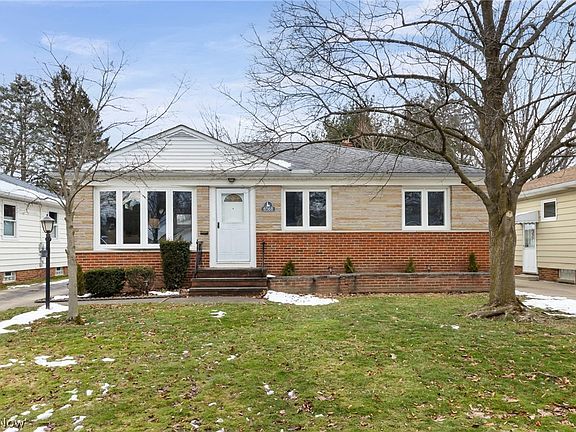 3rd image of 6568 Lawnwood Ave
