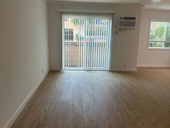 5th image of 10949 Palms Blvd APT 3