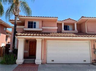 21915 Wyandotte St UNIT 104, Canoga Park, CA 91303