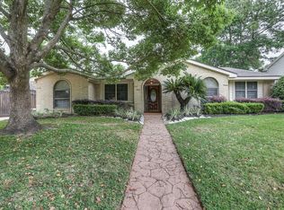 1036 Cheshire Ln, Houston, TX 77018