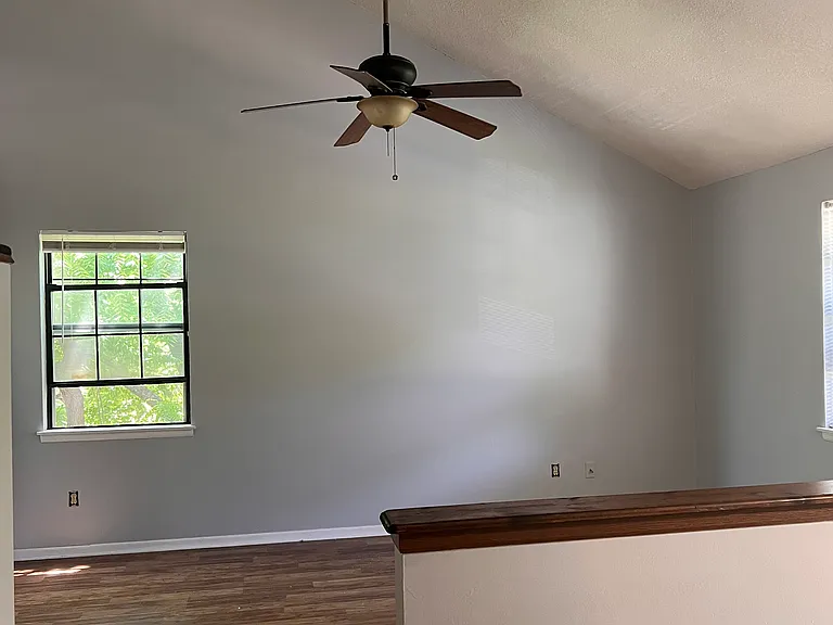 1900 Barber Ave — Photo 14