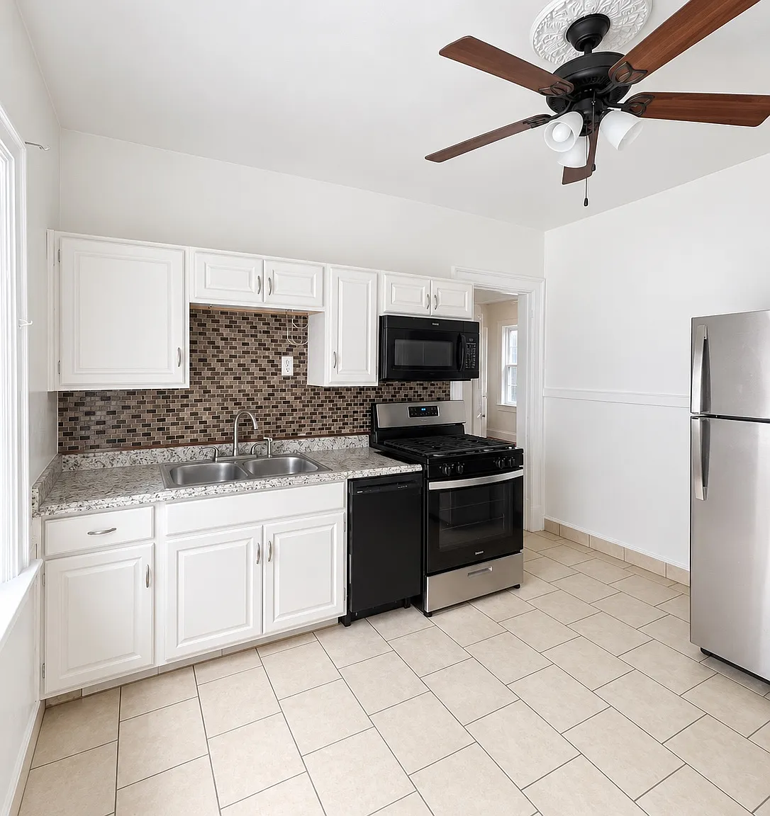 2 bed, 1300 sqft, $1,600 — Photo 1