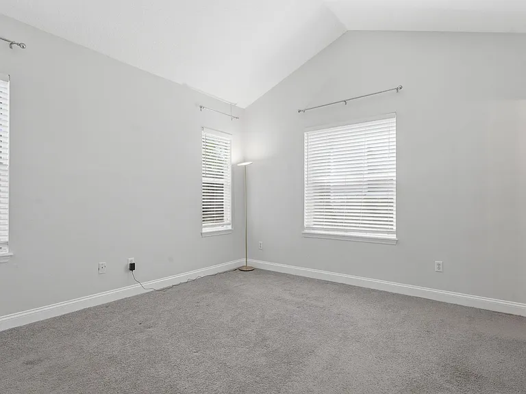 1406 E Ridgewood St — Photo 12